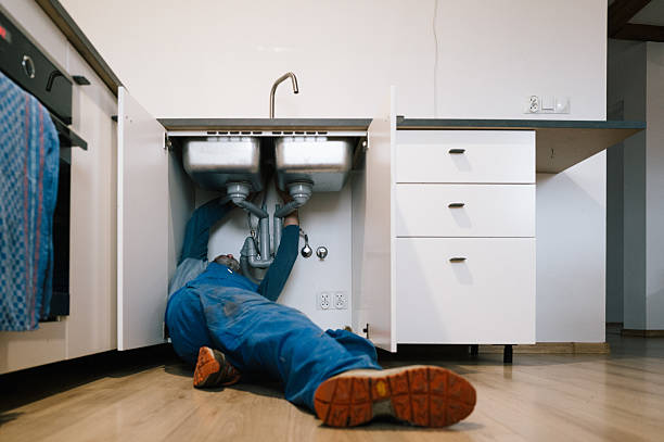 Professional Pipe Repair technician working in Parkville, MD